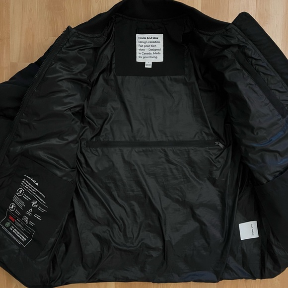 Frank and oak black thinsulate quilted puffer jacket with pockets, zipper front - Picture 3 of 6